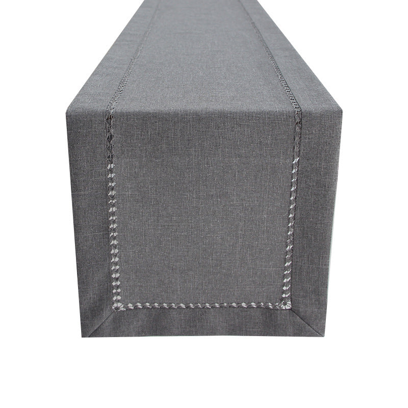 Charming Table Runner for a Warm, Homey Touch