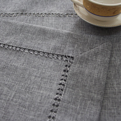 Charming Table Runner for a Warm, Homey Touch